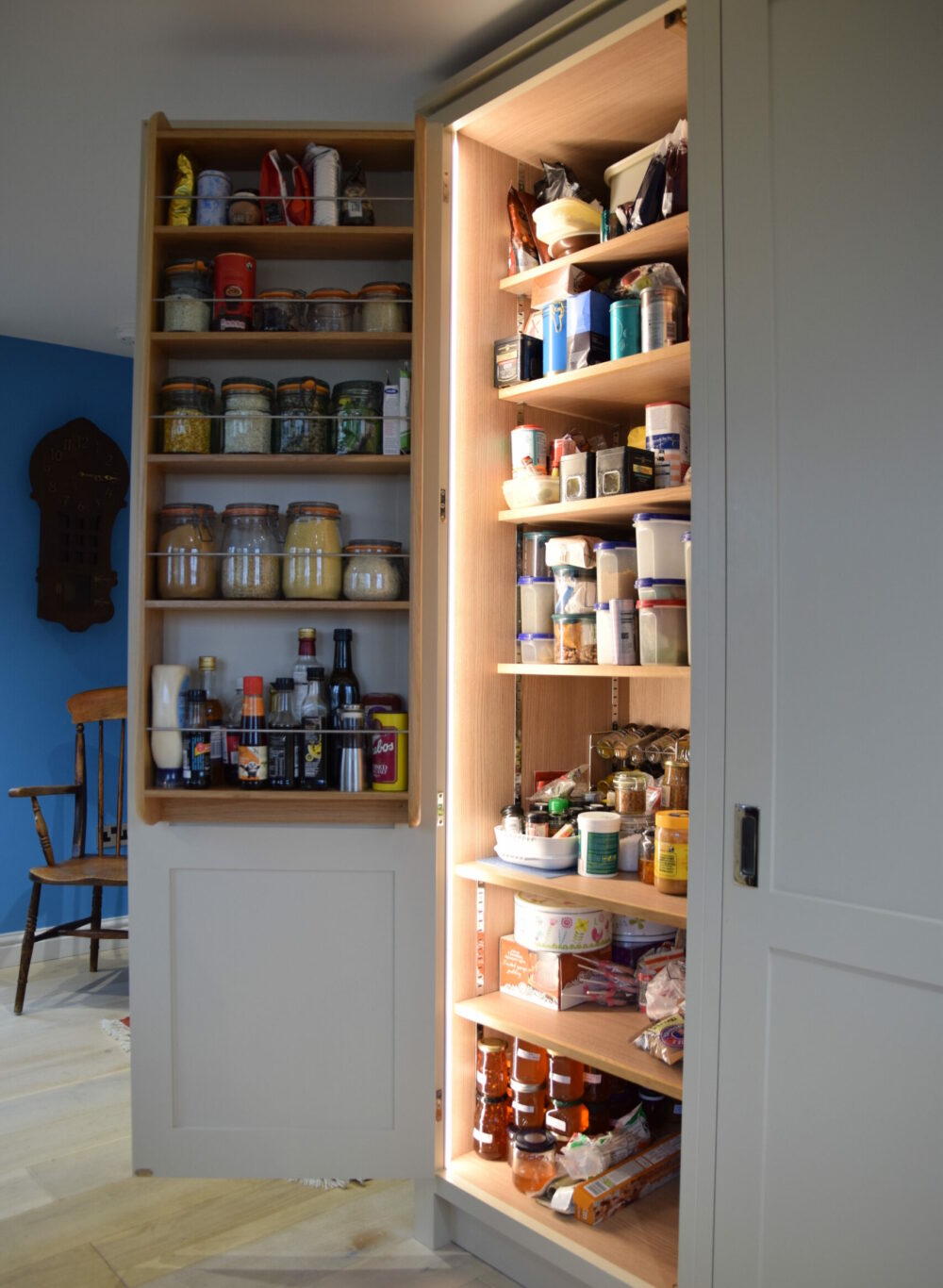 How to Choose a Kitchen Pantry