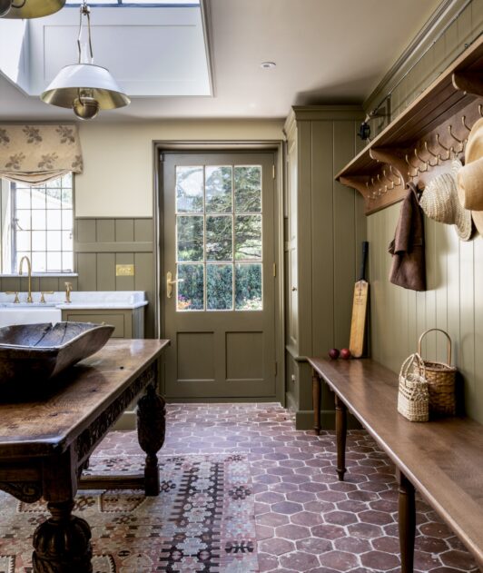 The Best Colours for Country House Kitchens Guild Anderson