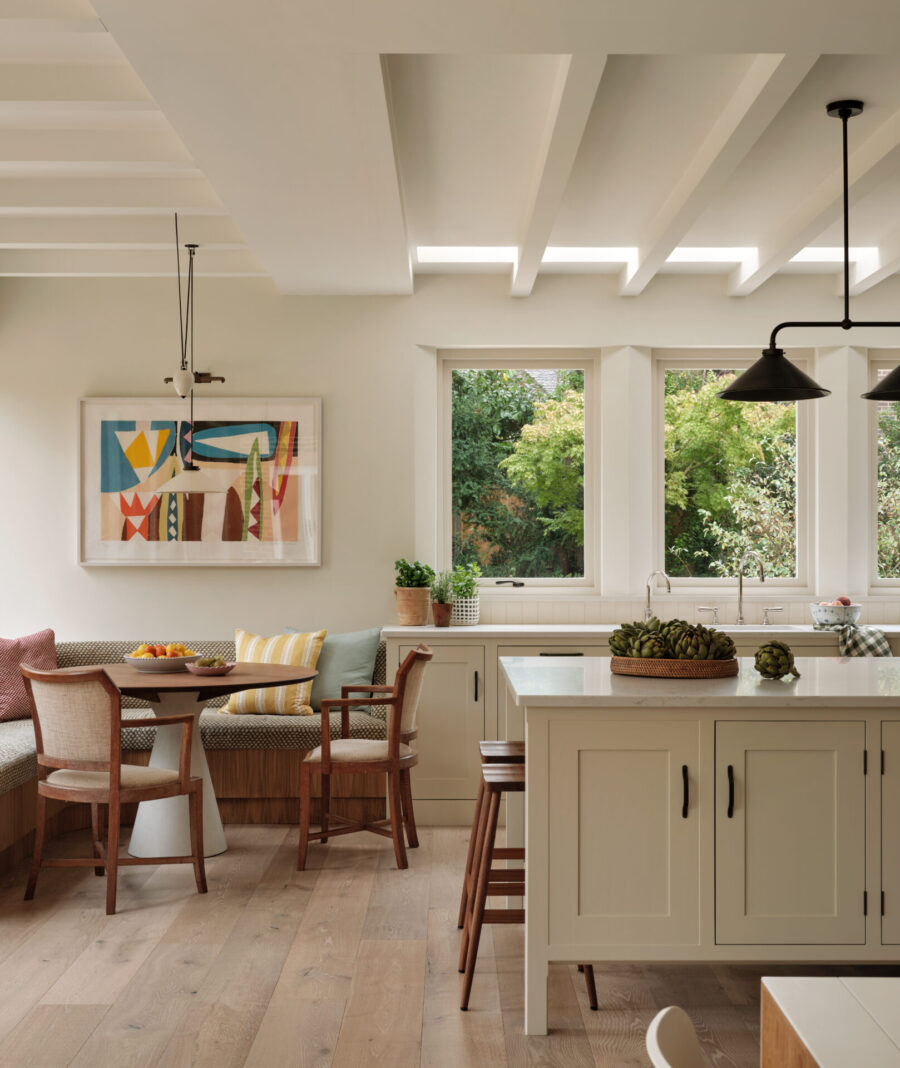 A light filled contemporary London kitchen extension