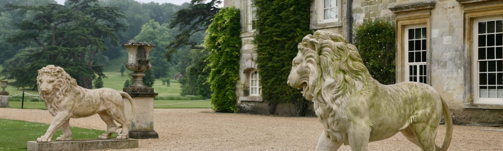 18th Century inspired Coade lions at Dunsborough Park