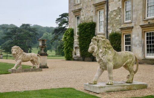 18th Century inspired Coade lions at Dunsborough Park