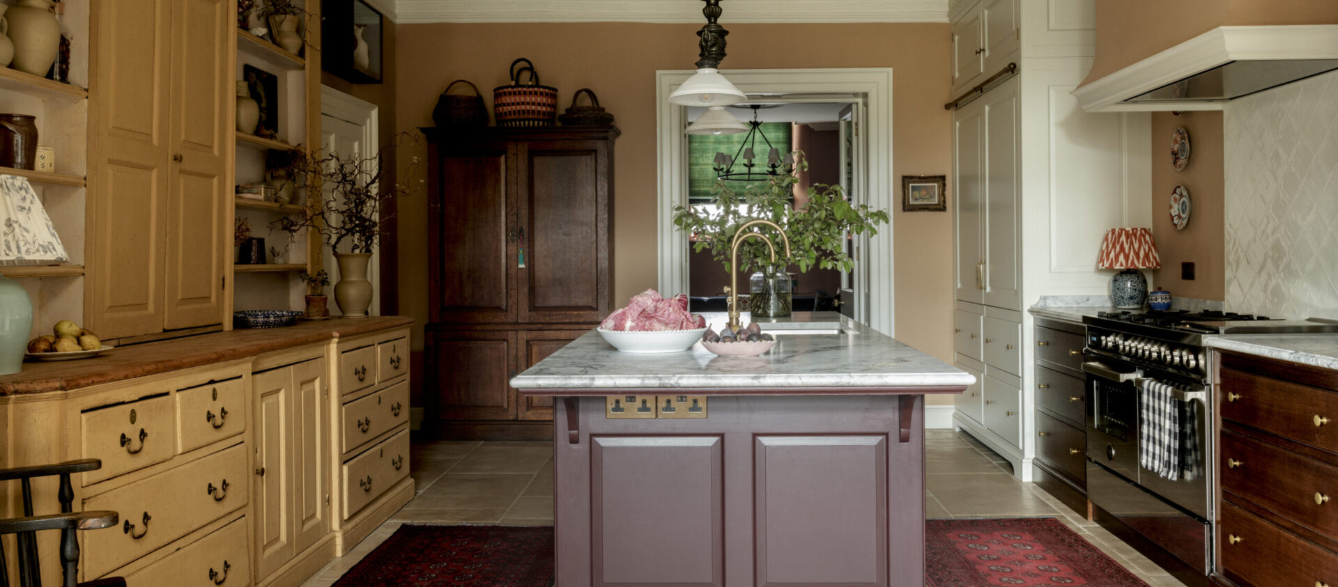 Bespoke Kitchen Design Hampshire for a town house in Winchester