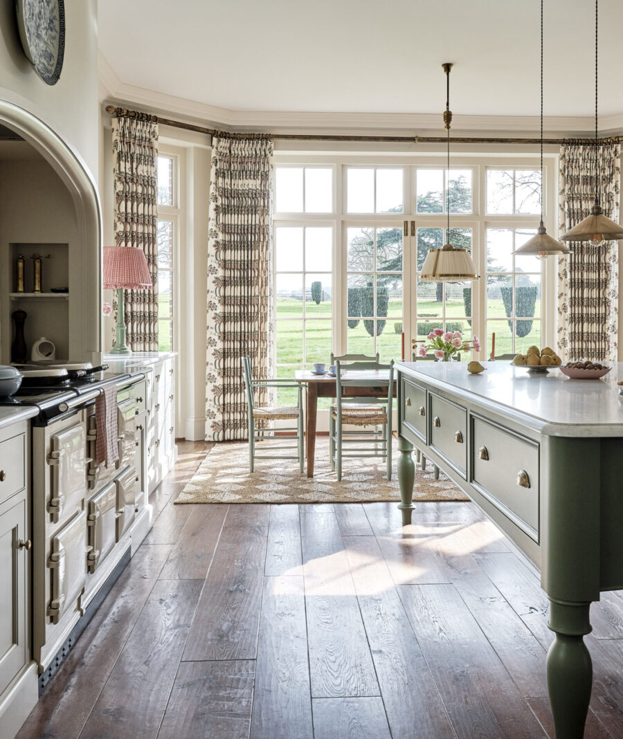 Relocating the kitchen to the original drawing room created a family sized kitchen Relocating the kitchen to the original drawing room created a family sized kitchen